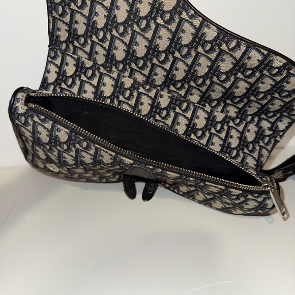 Dior Messenger Bag - Picture 7 of 8